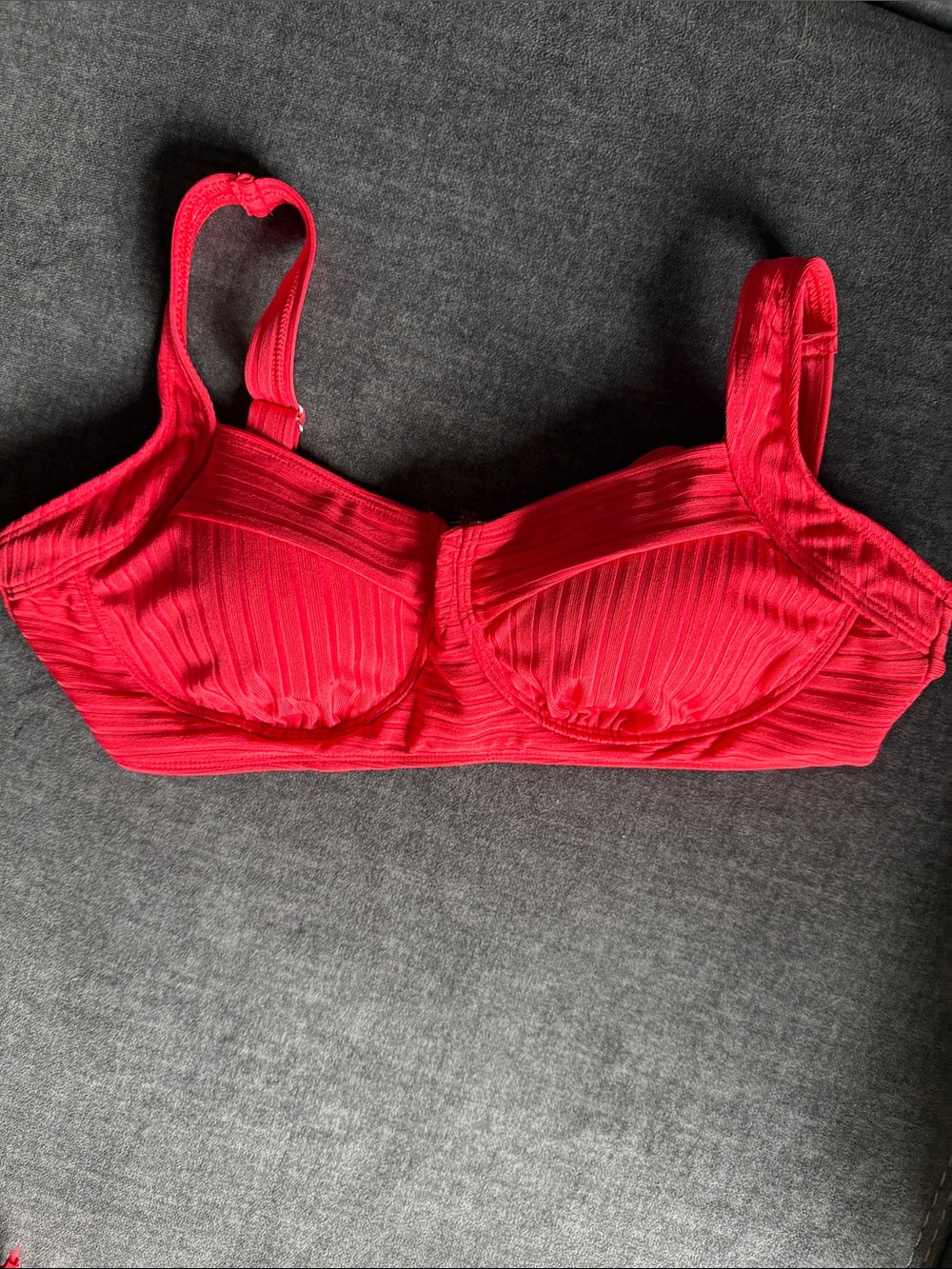 Red Ribbed Two-Piece Bikini Set - Picture 2 of 7